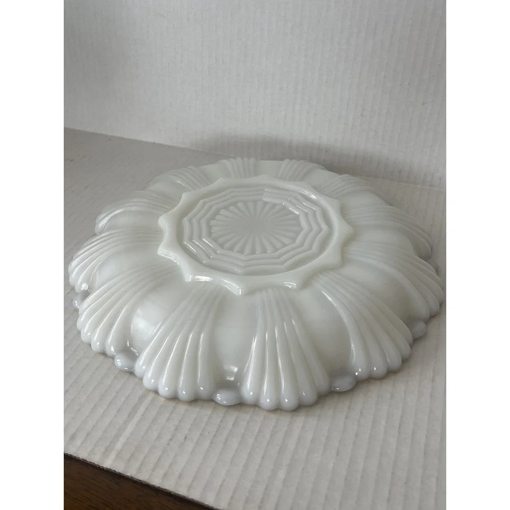 Vintage Anchor Hocking Fire-King Milk Glass Deviled Egg Plate Gold Trim 10